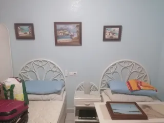 Dormitorio juvenil madera como nuevo