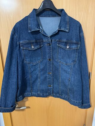 Chaqueta vaquera azul Talla 52