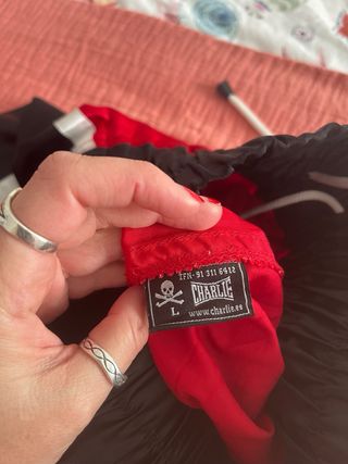 Pantalón de boxeo Charlie rojo y negro