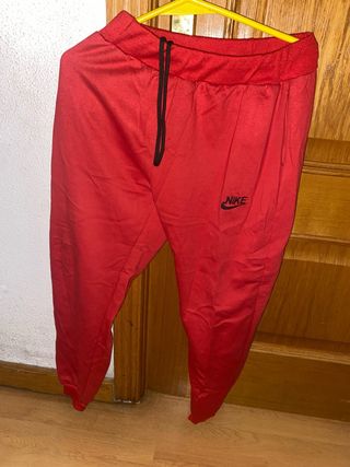 Pantalón de chándal Nike rojo