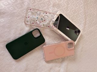 iPhone 13 Verde con Accessori