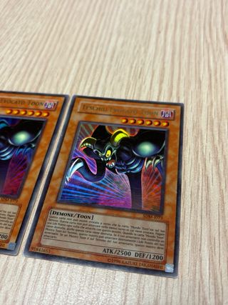 2x Teschio Evocato Toon Olografiche Yu Gi Oh!