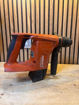 Hilti TE 4-A22 y AT 6