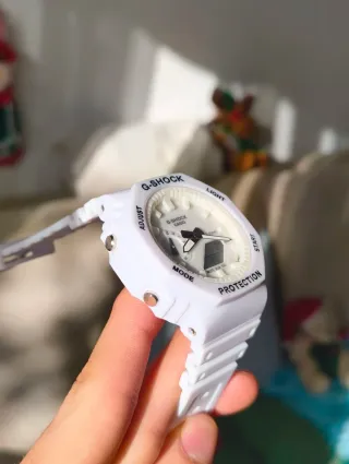 Reloj Casio GA-2100H Blanco. ¡Nuevo a estrenar!