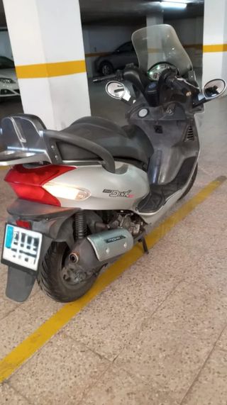Moto Scooter Plata