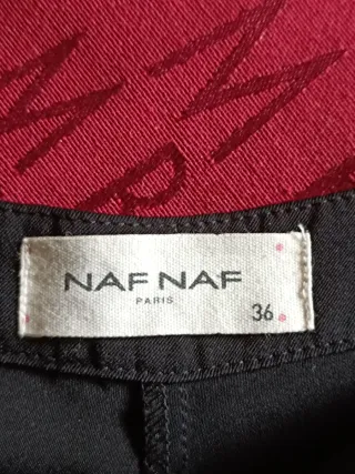 Pantalón corto NAF NAF Vestir Negro