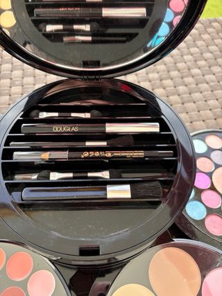 Kit Maquillaje Douglas Multicolor