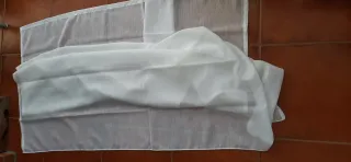 Cortina blanca a estrenar.