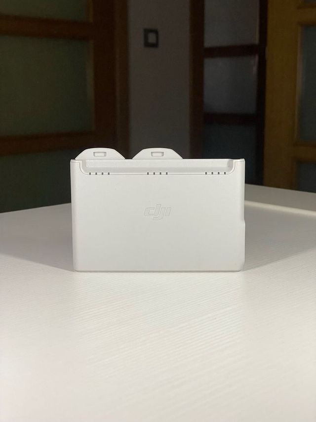 2 Baterias DJI Neo + Base de Carga