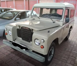 Land Rover Santana 1986