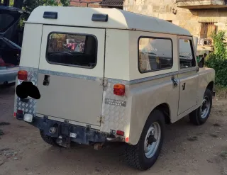 Land Rover Santana 1986