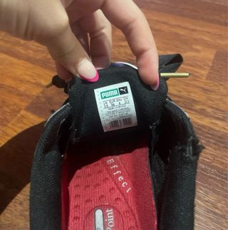 Zapatillas Puma Niña Negras y Doradas