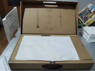 Portátil ASUS Plata y Blanco