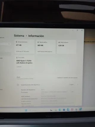 Portátil ASUS Plata y Blanco
