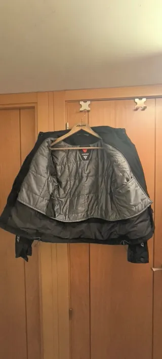 Chaqueta Moto Dainese Negra y Roja