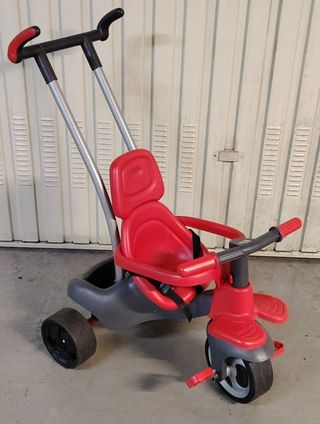 Triciclo infantil rojo y gris