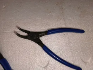 Irimo. Alicates para anillos interiores.