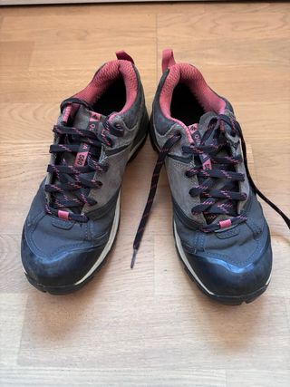 Zapatillas Quechua Trekking Impermeables Talla 37