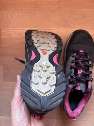 Zapatillas Quechua Trekking Impermeables Talla 37