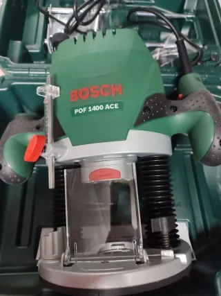 Fresadora Bosch POF 1400 ACE + Maletín