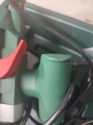 Fresadora Bosch POF 1400 ACE + Maletín