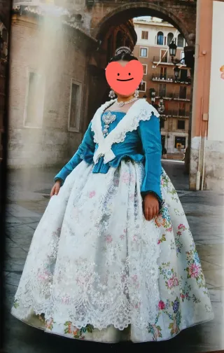 Traje de Fallera