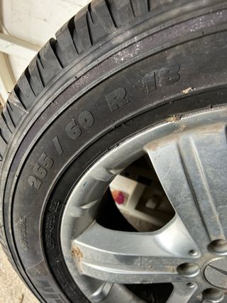 Llantas Mercedes 18” con neumáticos Michelin