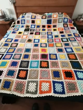 Coperta in lana fatta a mano