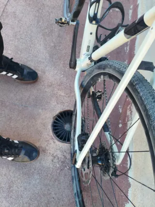 Trek Checkpoint ALR 5 Gravel Bike