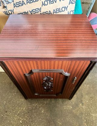 Máquina de coser Alfa antigua