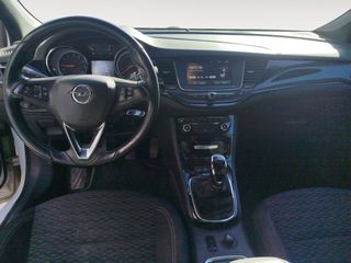 Opel Astra Selective S&S