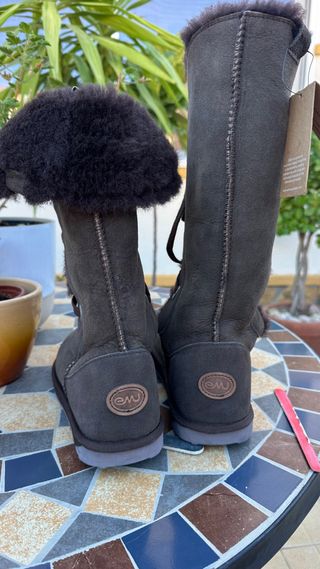 Botas altas EMU Australia talla 40
