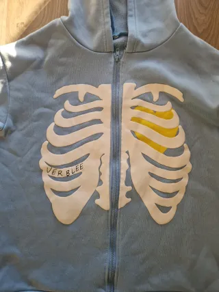 Felpa y2k azzurra scheletro