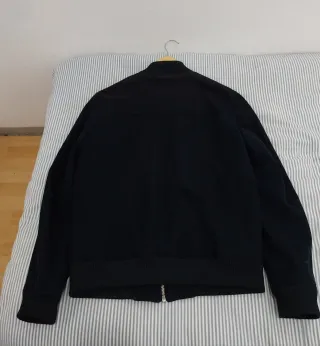 Chaqueta bomber ZARA negra