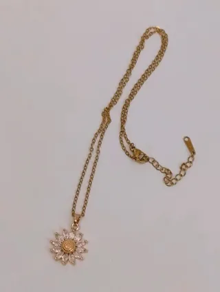 Collar Girasol Baño oro.