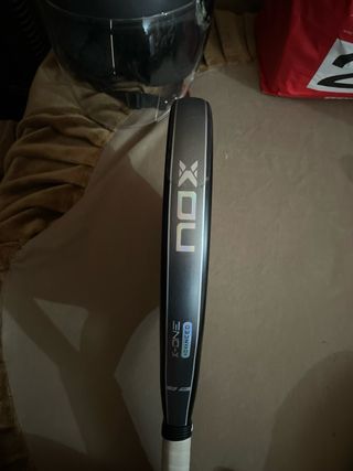 Pala de pádel Nox X-One 2025