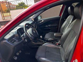 Alfa Romeo Giulietta sport 2011