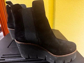 Botines Alpe negros ante