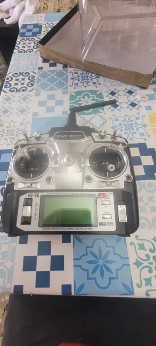 Emisora Fly Sky FS-T6