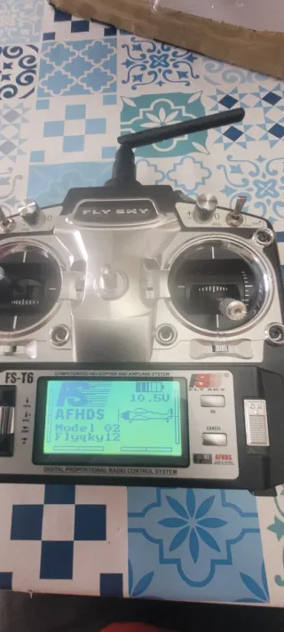 Emisora Fly Sky FS-T6