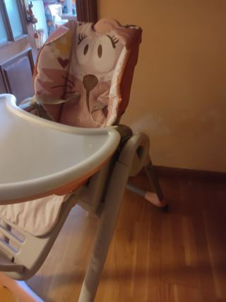 Trona infantil Chicco como nueva