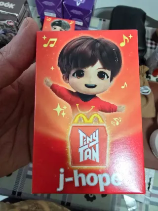 Caja J-Hope Tiny Tan McDonald's