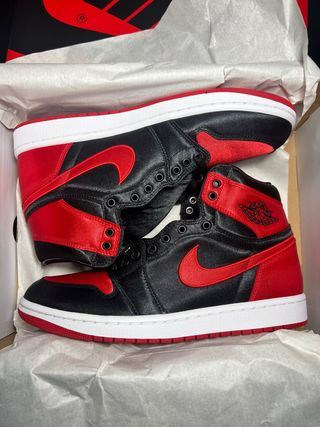 Jordan 1 High Satin Bred 42.5