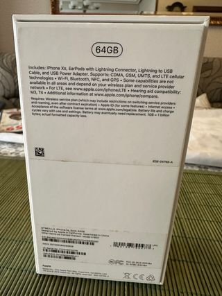 iPhone XS con accessori