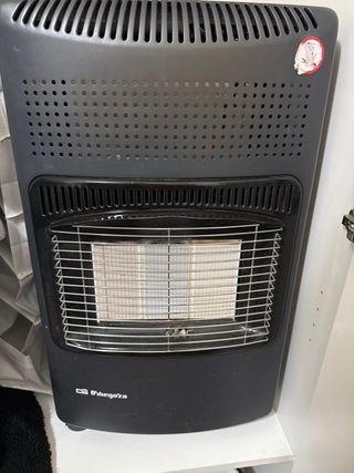 Estufa de Gas Orbegozo Negra/Plateada