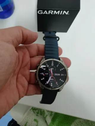 Garmin Fenix 8 Titanio Zafiro 47mm Naranja