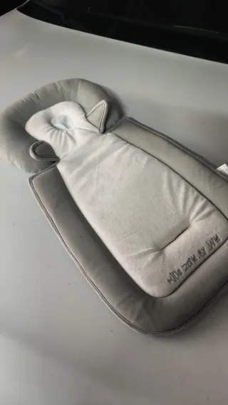 Cojín reductor para bebé