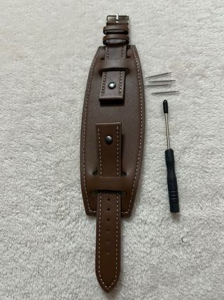 Correa de reloj marrón / Estilo Trinchera