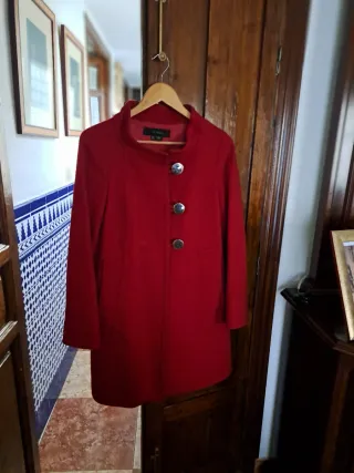 Abrigo rojo Woma talla S