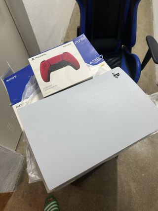Consola PS5 + Mando DualSense Rojo + headphone gam